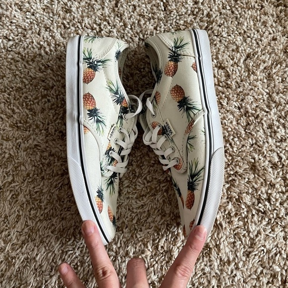 Vans Pineapple Print Canvas Shoes Women’s Size 7 - Picture 9 of 9